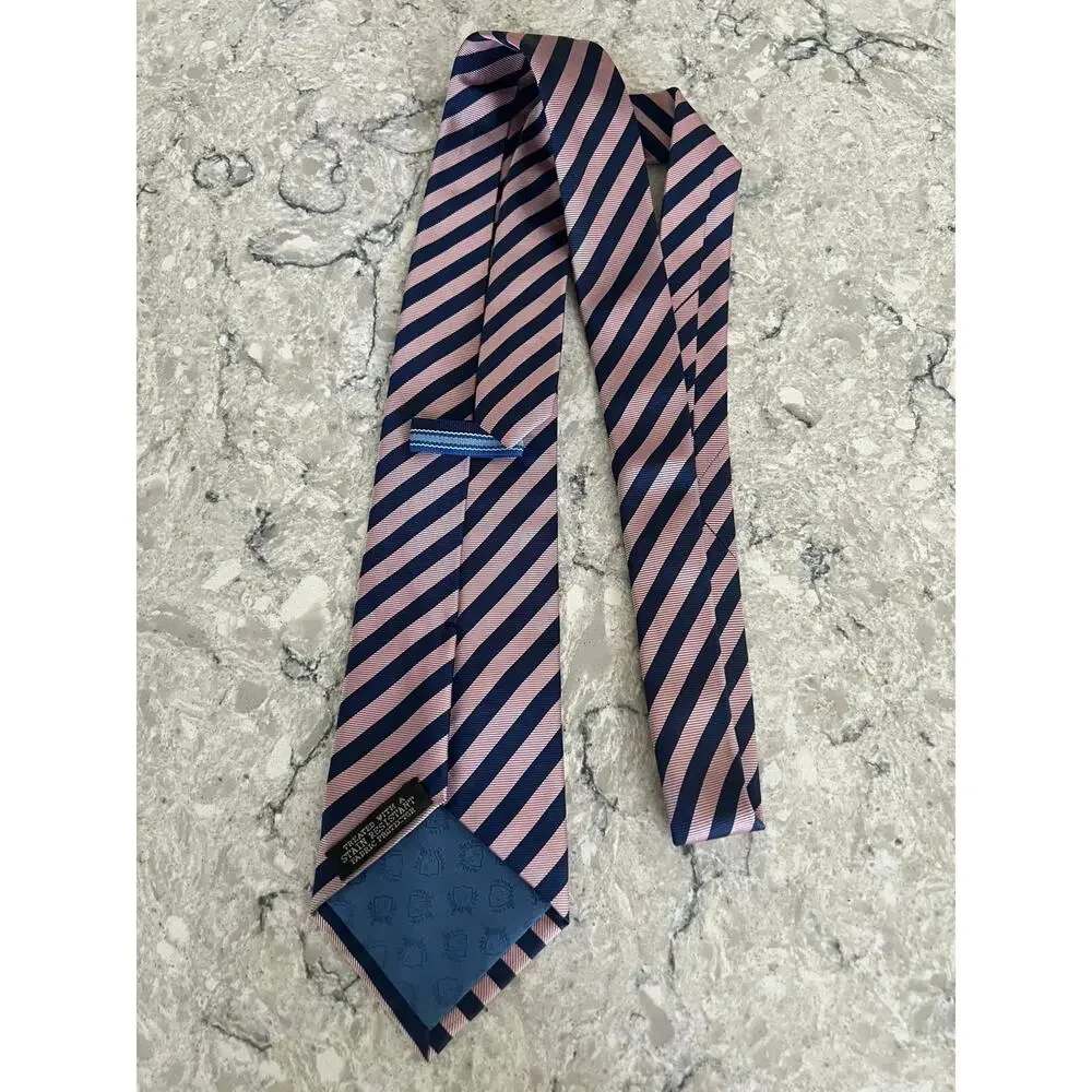 Van Heusen 100% Silk Men's Neck Tie Pink w Navy Blue Stripes JL